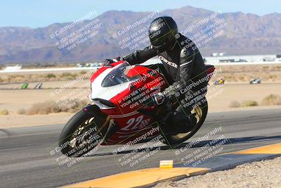 media/Dec-10-2023-SoCal Trackdays (Sun) [[0ce70f5433]]/Turn 9 Inside Set 1 (1115am)/